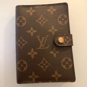 Louis Vuitton PM Agenda